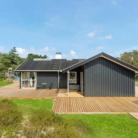 Front In With Sauna Semesterbostad